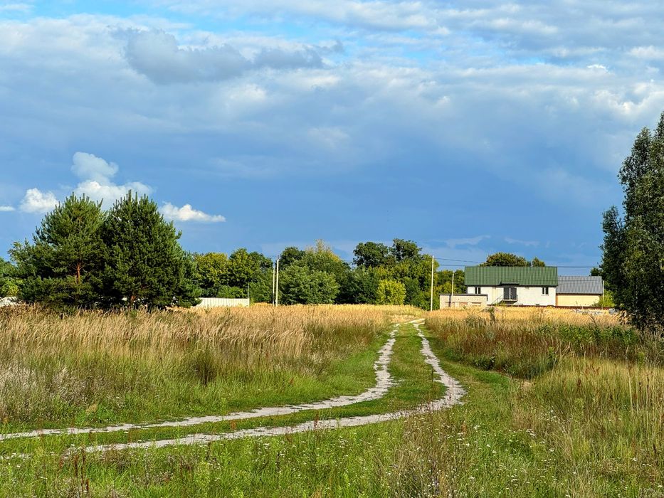 Ділянка під забудову в новому районі / Личанка