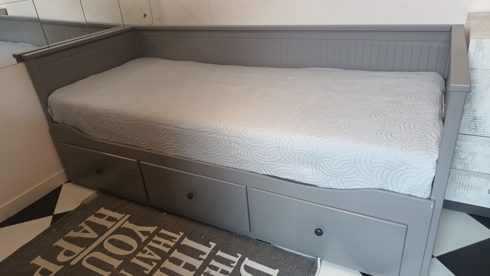 Łóżko Ikea Hemnes