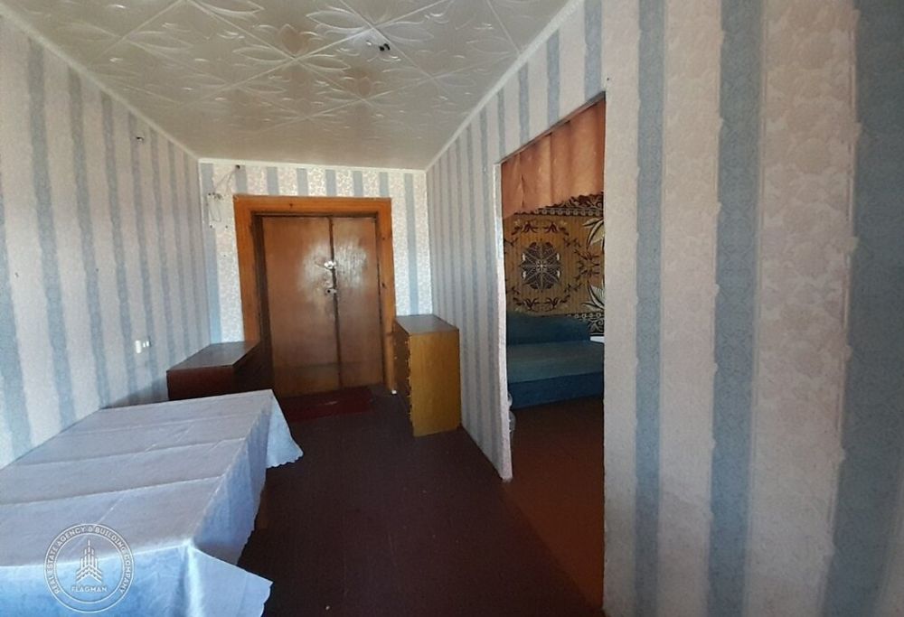 Продається простора кімната в гуртожитку