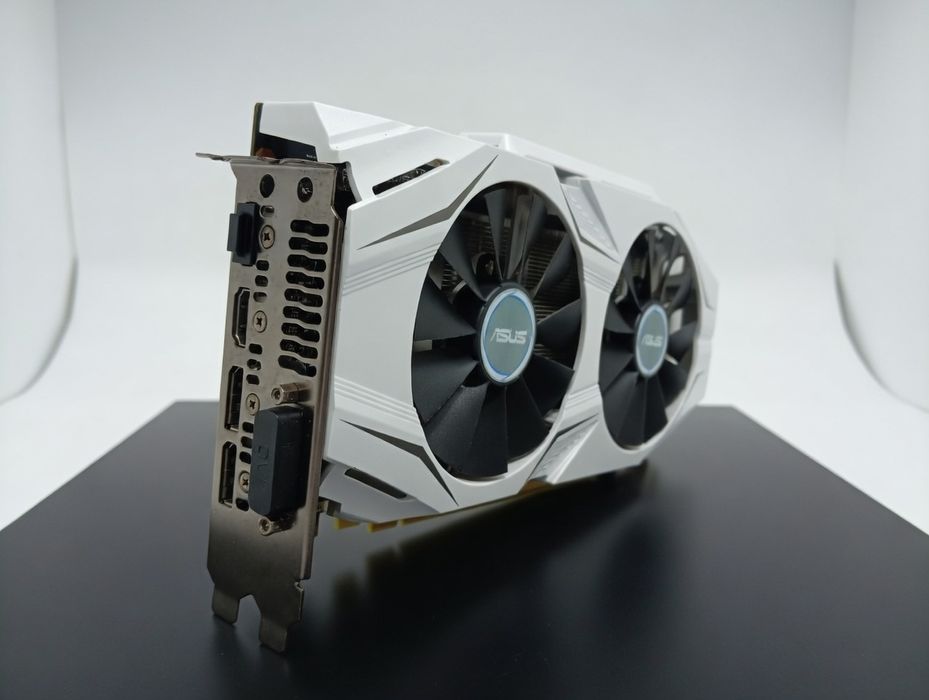 ASUS GTX 1060 OC 3Gb + Acrílico RGB ROG – Placa gráfica gaming 1080