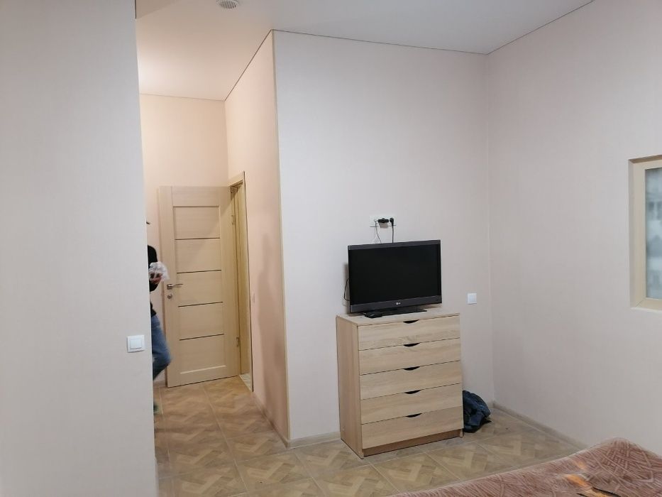 Сдам двухместный номер посуточно почасово возле Дарницкой площади