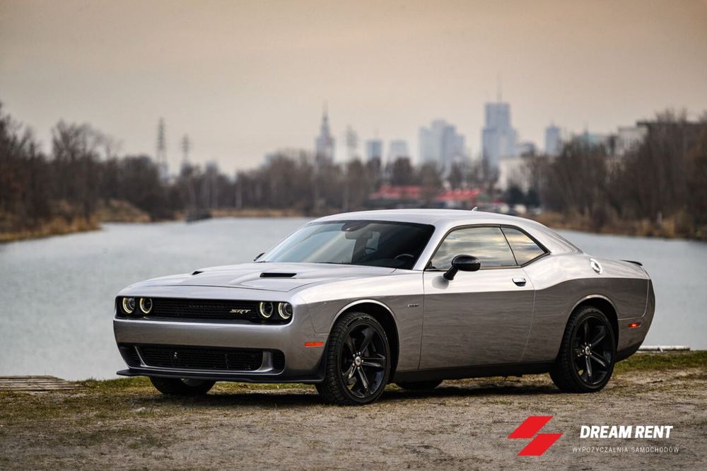 Prezent: Voucher na wynajem DODGE CHALLENGER 5.7L HEMI
