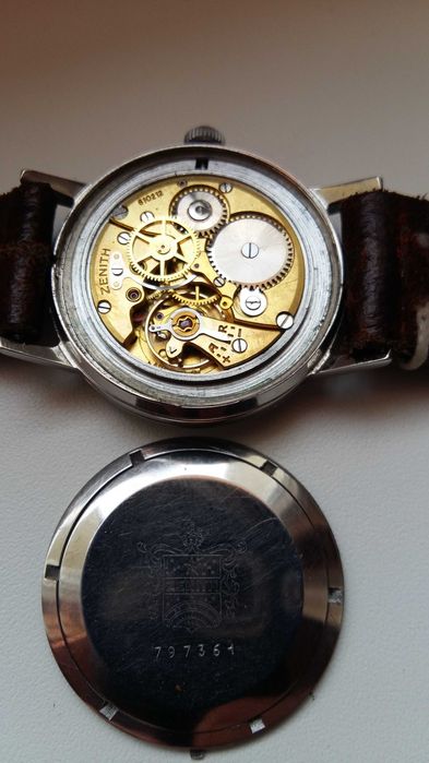 Zegarek Zenith-herbowy ładny stan.