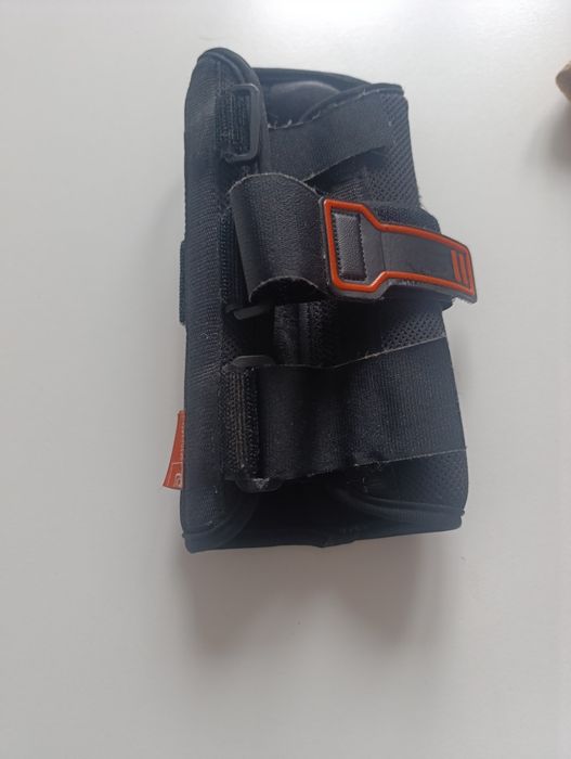 Orteza prawa ręka szwajcarska