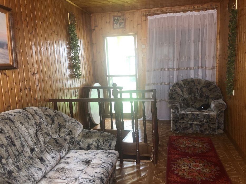 Здам будинок (курінь) біля моря