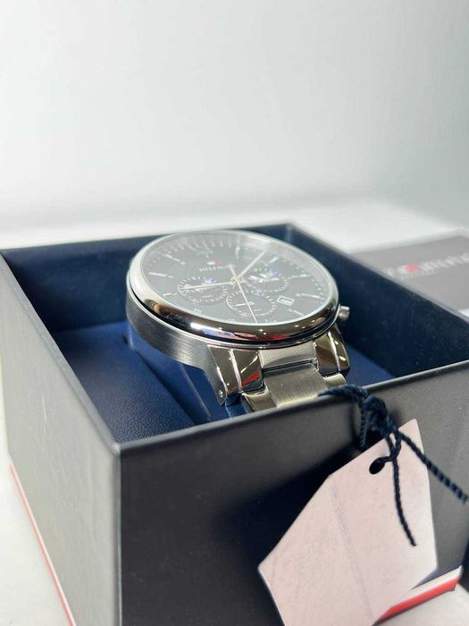 Часы мужские Tommy Hilfiger 1710409/ 44mm