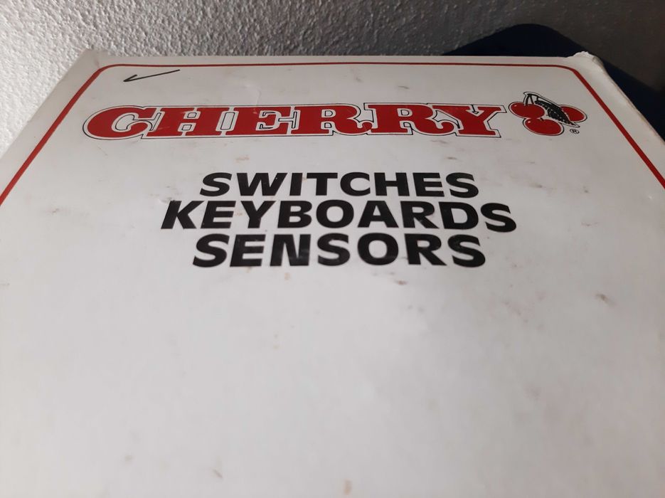 Cherry F68A Door/Panel Switch64332087279874124