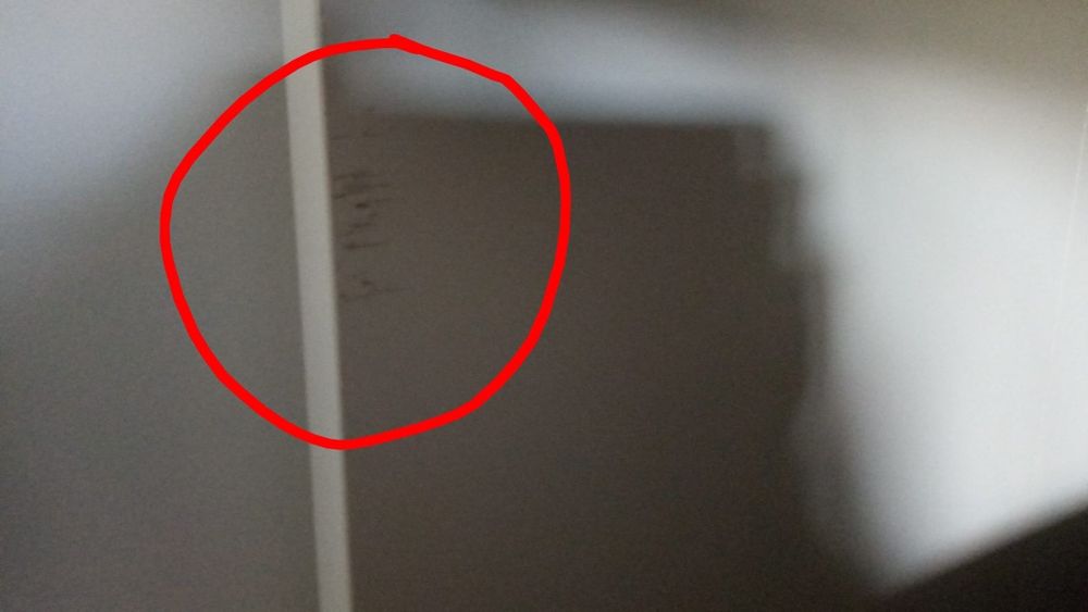 Beliche com secretária e roupeiro para quarto..