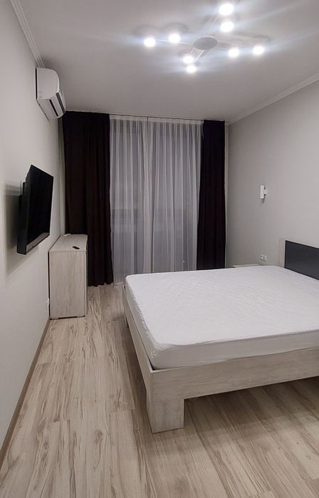 Оренда Власник 1кім  квартира в жк Park Land новий район
Парк Ленднови