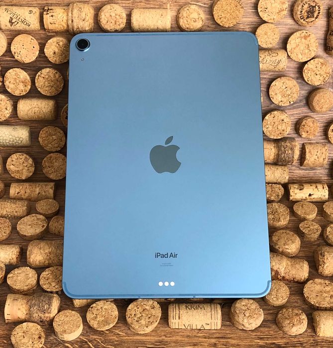 Apple iPad Air 5th generation 10.9" M1 2022 64Gb. Wi-Fi + LTE (A2589) Новий! Open Box