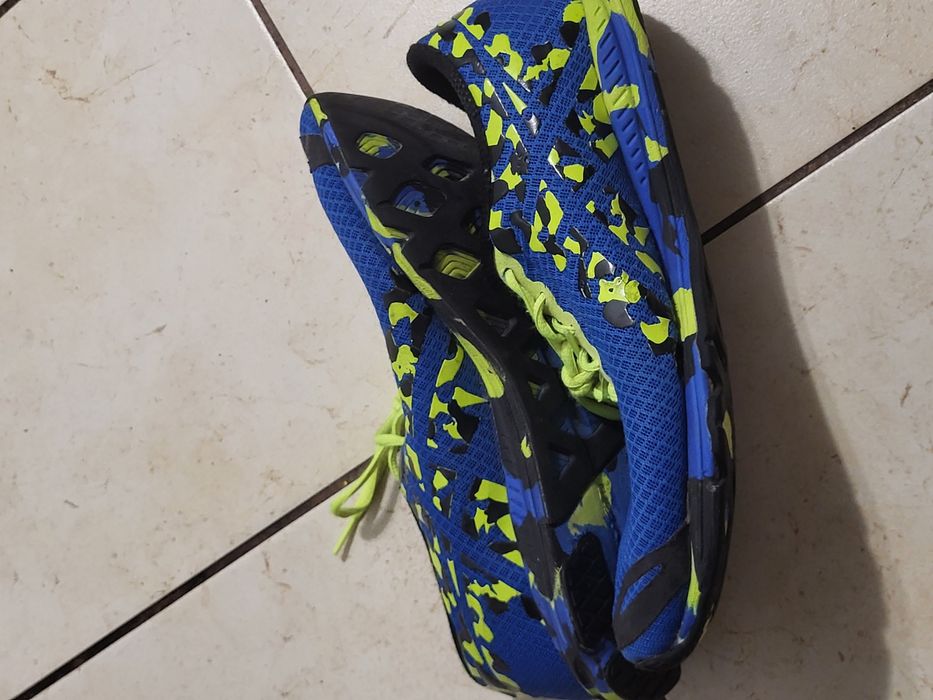 buty sportowe biegowe do biegania r. 45 Asics Gel-NoosaFAST2