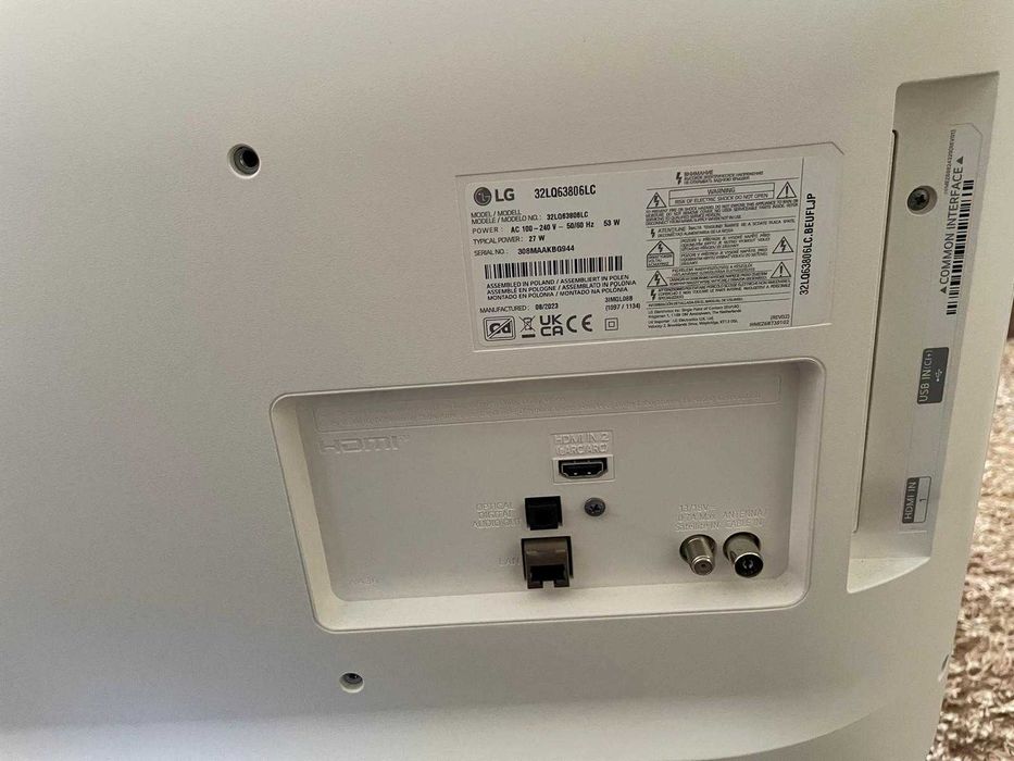 Vendo televisão 32" LG FHD 32LQ63806LC como novo