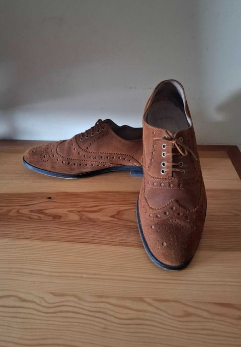 Sapatos em Camurça - Homem 44
