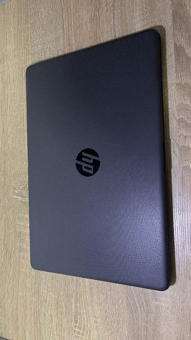 Ноутбук HP 250 G9 (724P8EA)