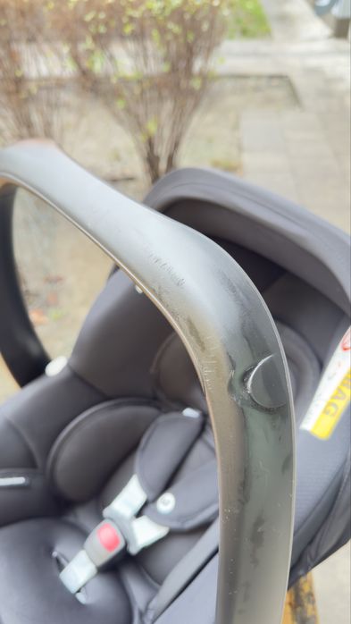 Автокрісло з базою Maxi-Cosi CabrioFix i-Size