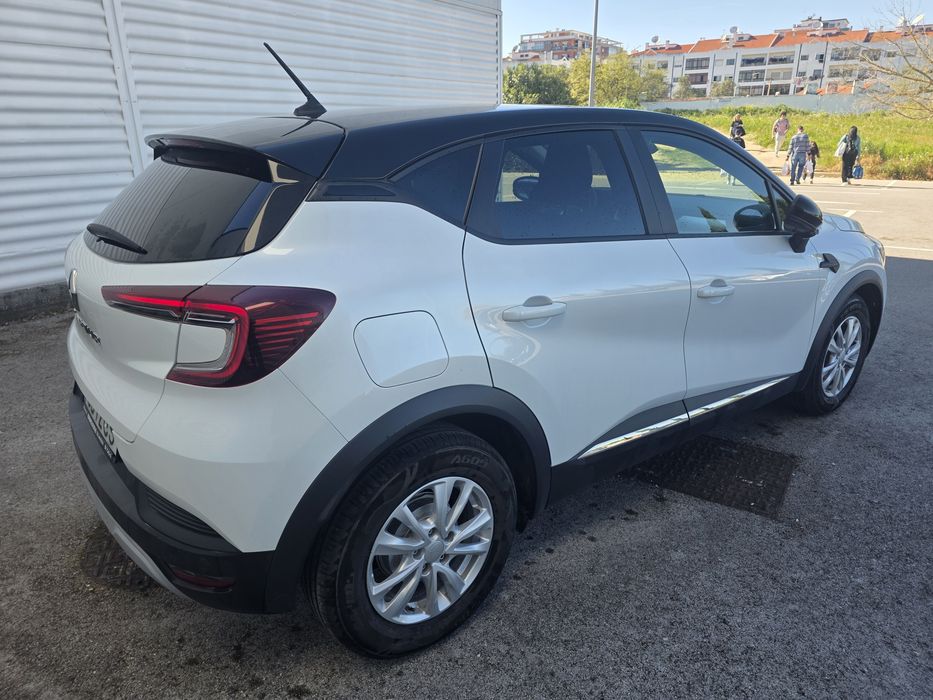Captur novo modelo impecável