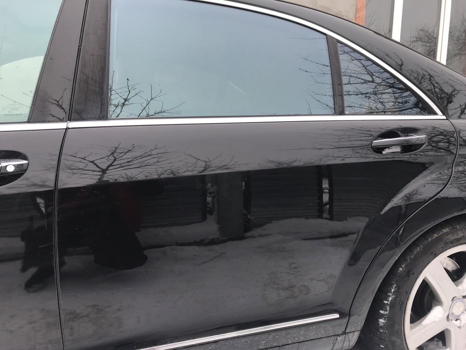 Дверка мерседес w221