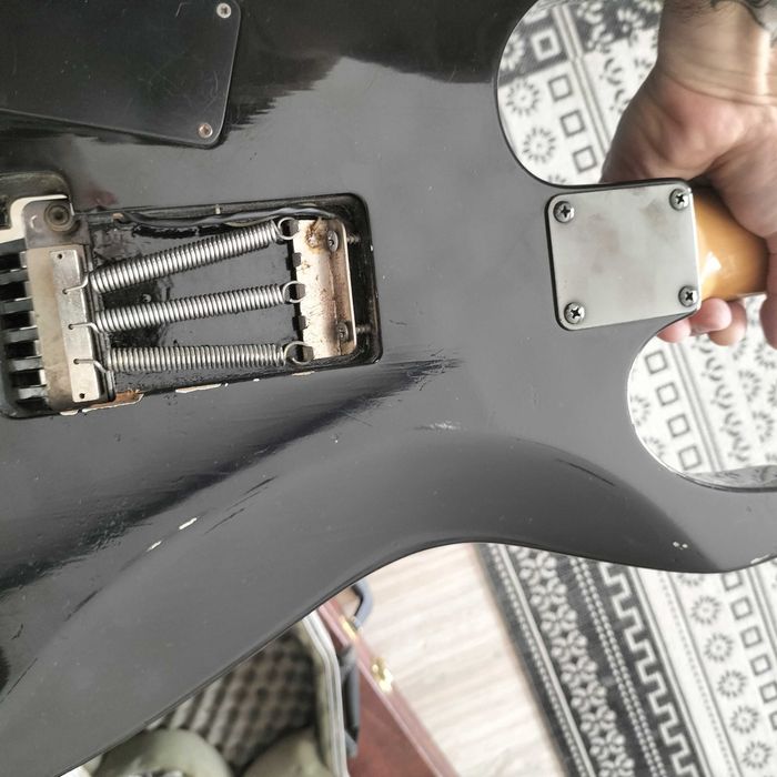 Gitara elektryczna