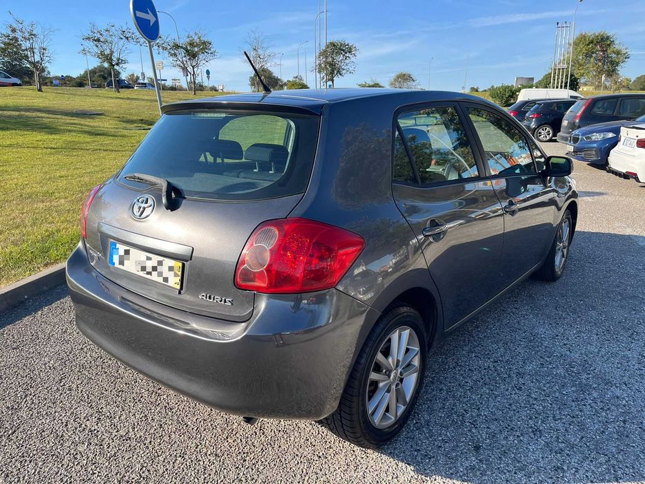 Toyota Auris 1.4 D-4D – 132.000 km