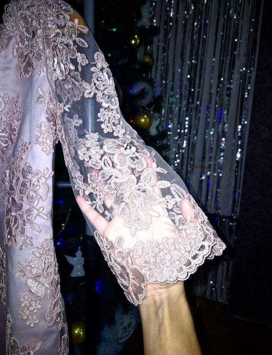 Платье фемэли-лук