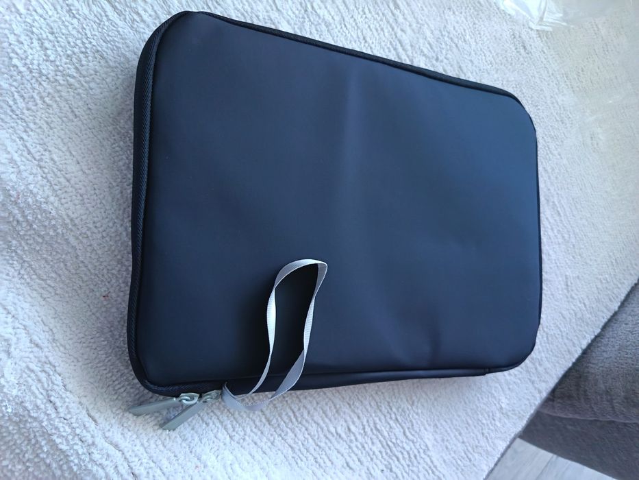 Wielofunkcyjne etui / organizer / pokrowiec na tablet
