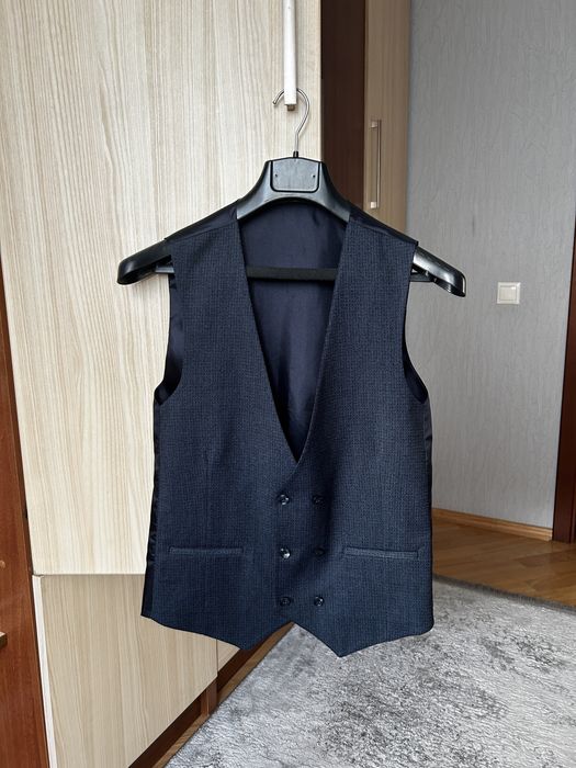 Костюм класичний трійка