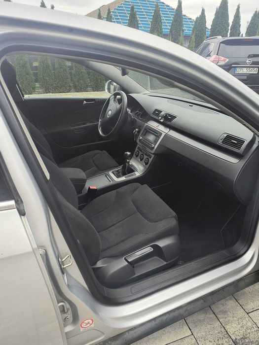 VW Passat B6 2.0 TDI 2005 Rok