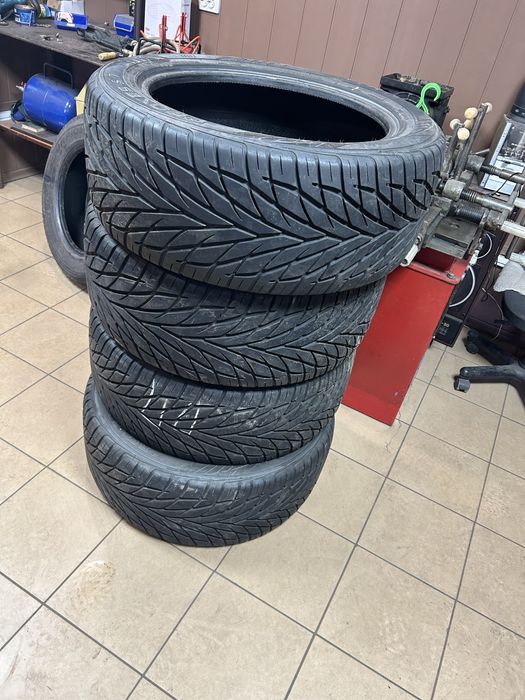 Toyo proxes 295/45/20