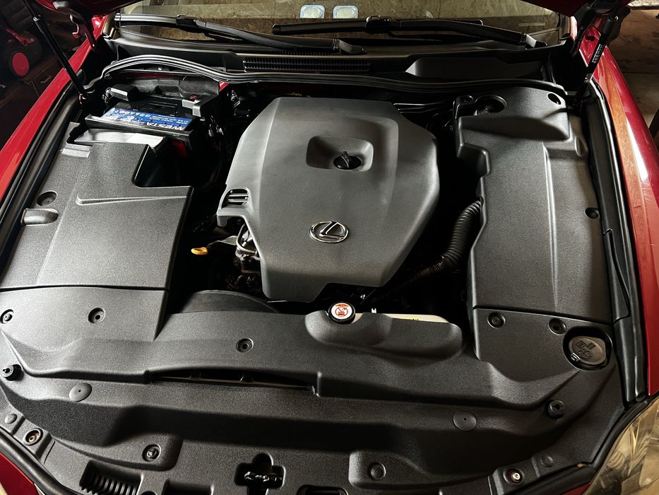 Продається Лексус Is 220d