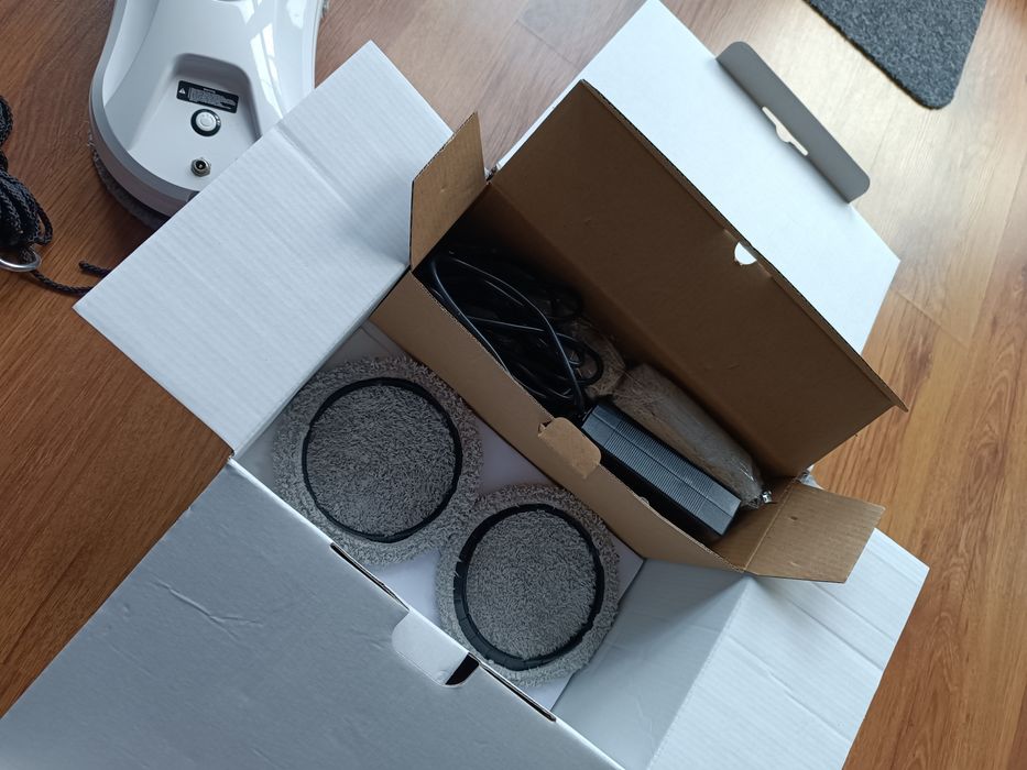 Automatyczny Robot do mycia okien liectroux z pilotem nowy