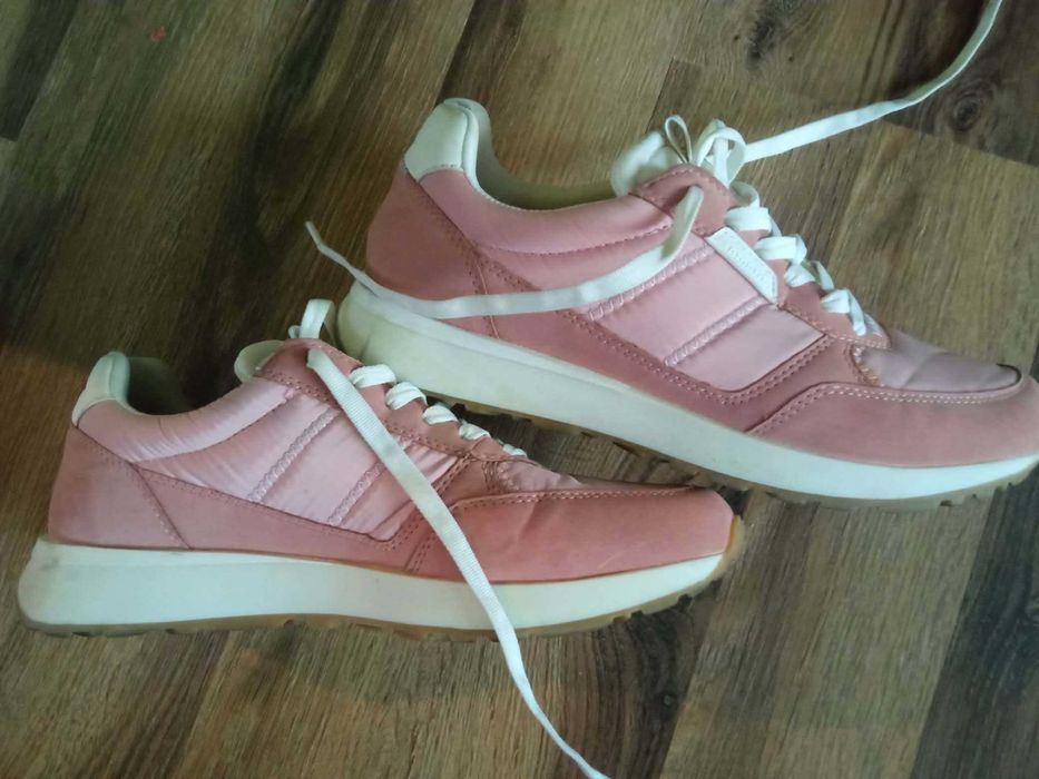 Sneakersy Tamaris - rozm.39