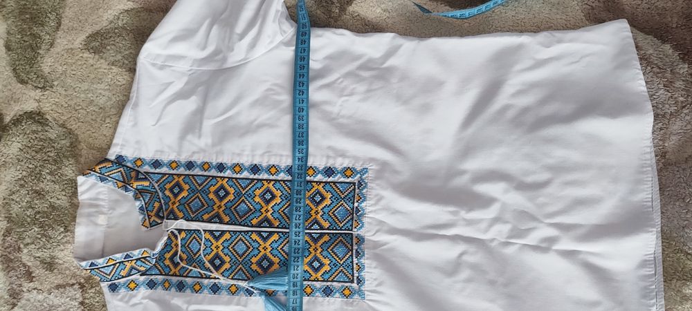 Продаю вишиванку на хлопчика