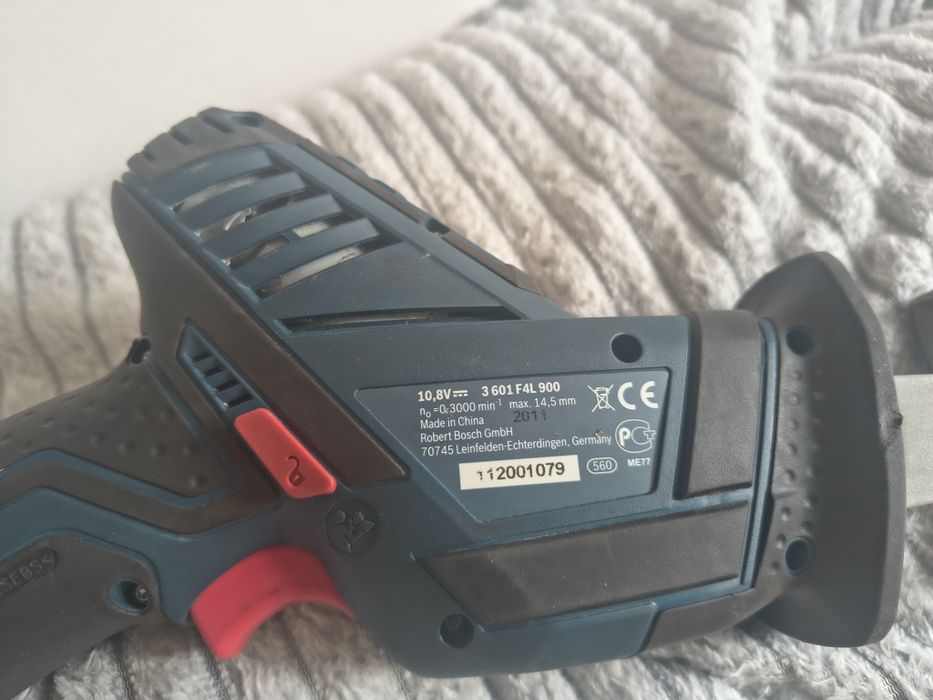 Piła szablasta Bosch GSA 12V.