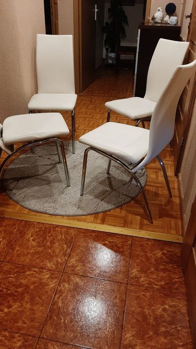 Krzesła do kuchni,jadalni 4 sztuki-świetny stan!