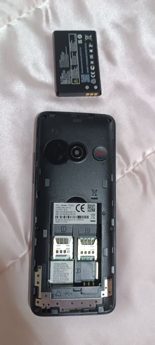 Telemóvel Senior TCL 4022S