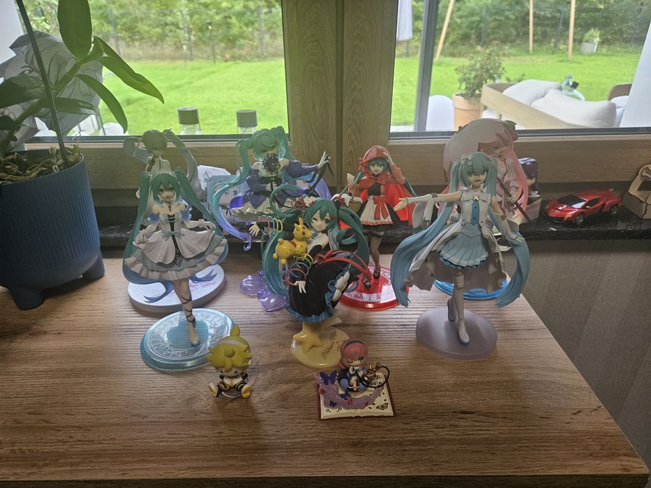 Figurki Hatsune Miku (CZYTAJ OPIS)