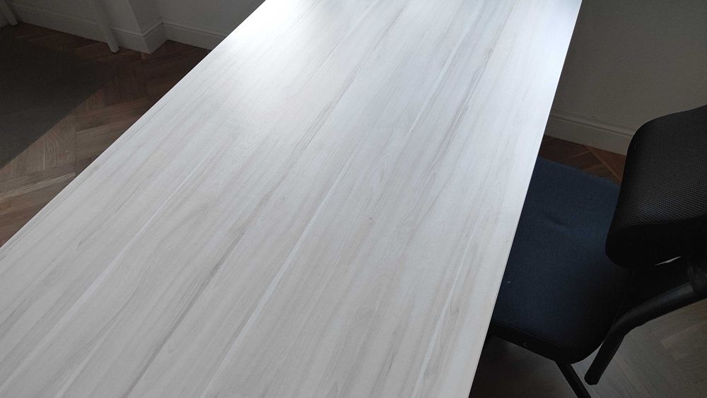 Biurko 160 x 80 jasne dąb craft, szary stelaż
