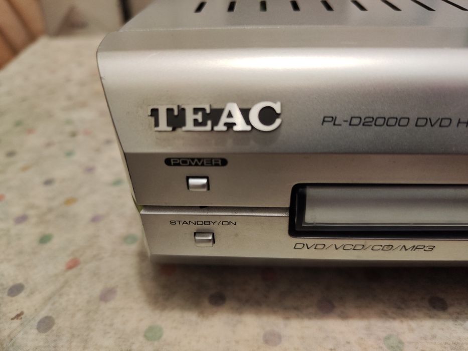 Home cinema da marca teac