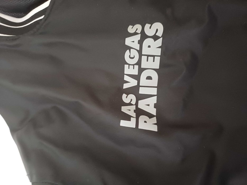 Casaco pull and bear raiders