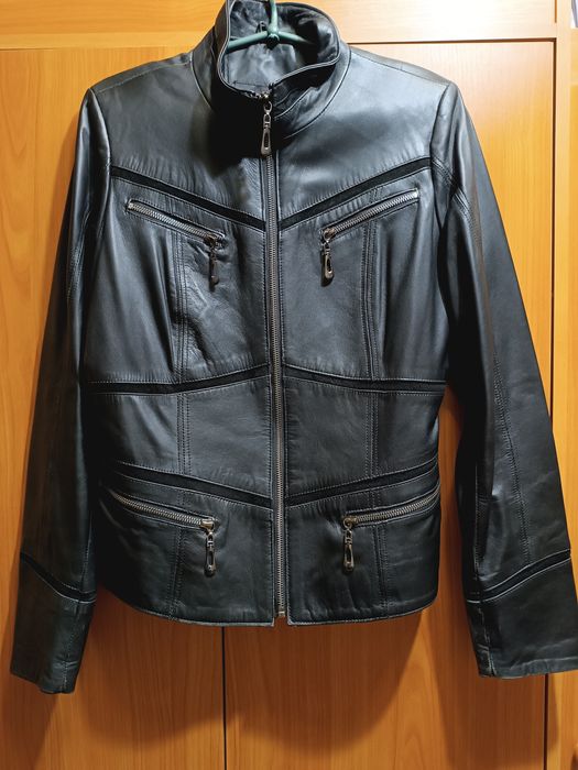 Куртка шкіряна жіноча