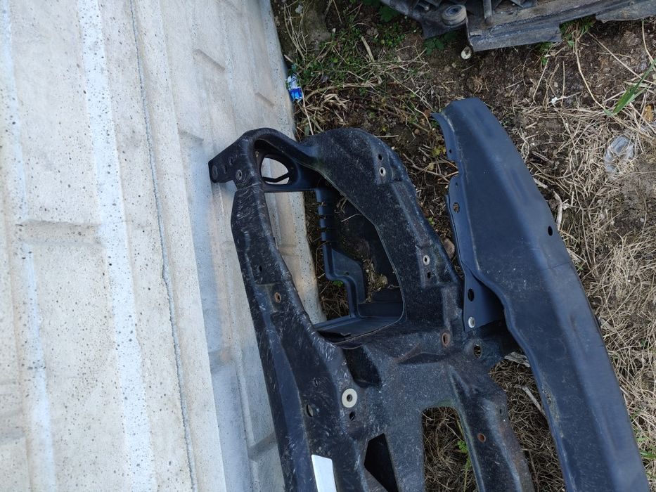 Przedni pas przód belka zderzaka lizak volkswagen golf 4