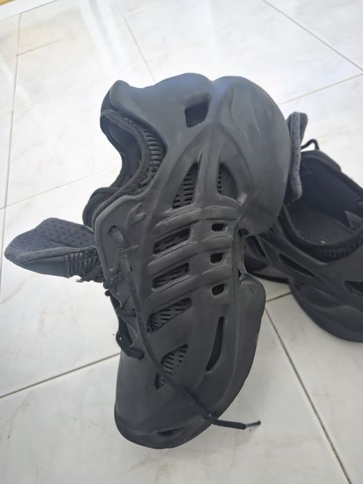 adidas
adiFOM Climacool "Black" sneake