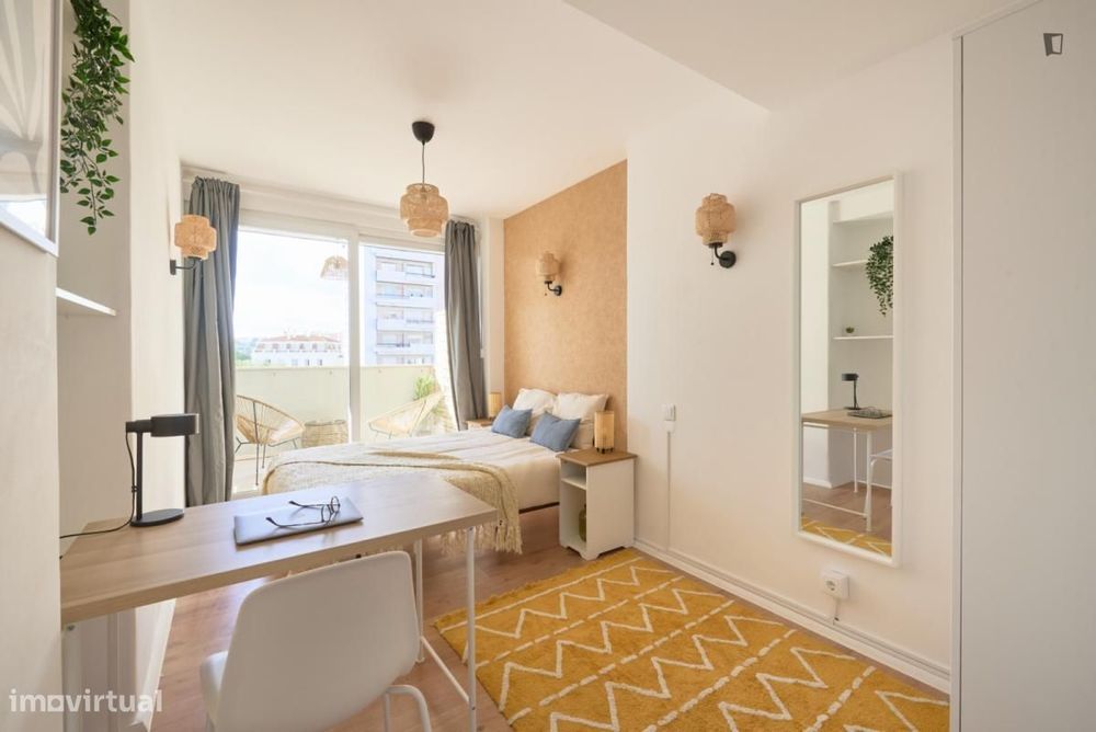 Quarto - localizado em Lapa Lisbon