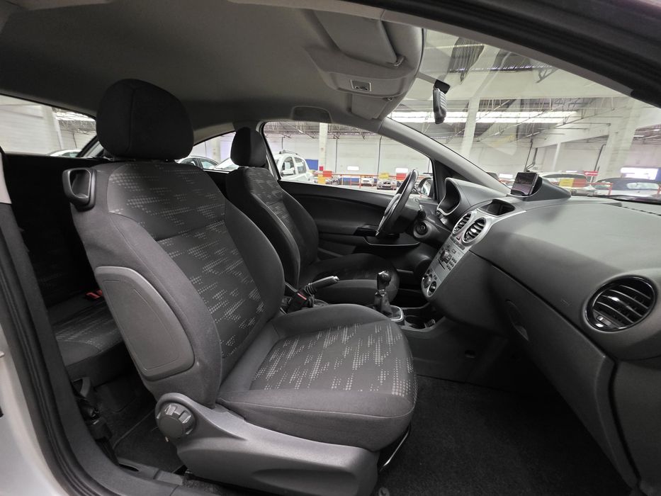 Opel Corsa Diesel 5 Lugares | 149 mil kms | 2013
