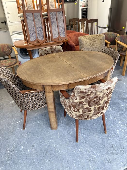 Komplet stół i 4 krzesła