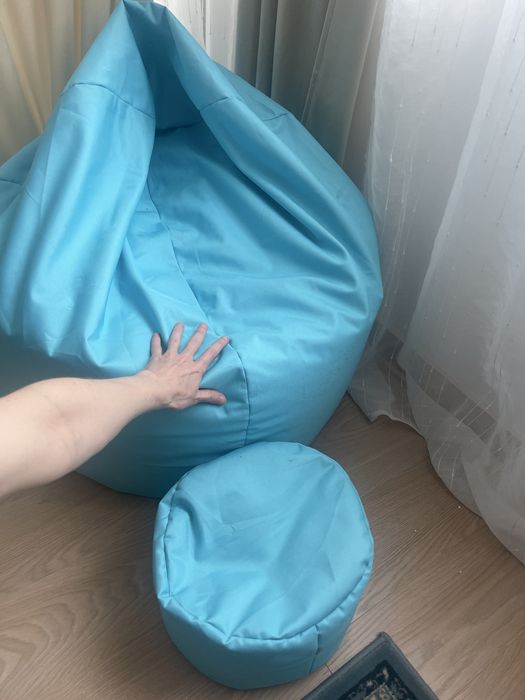 Pufa tyrkusowa  nowa