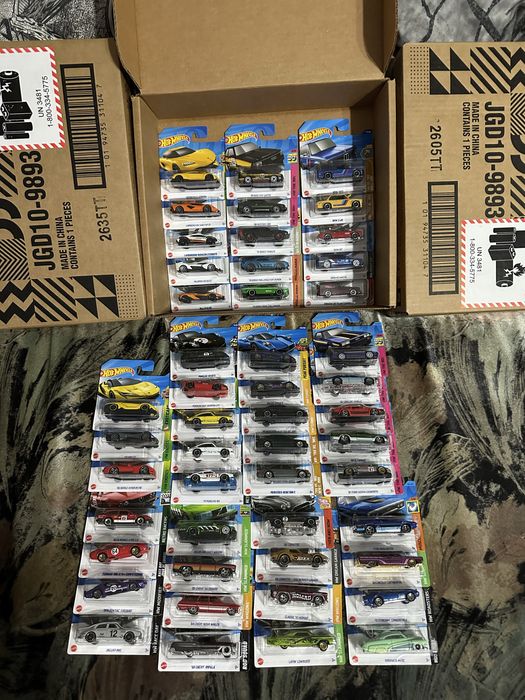 Modele Hot Wheels main, rc
