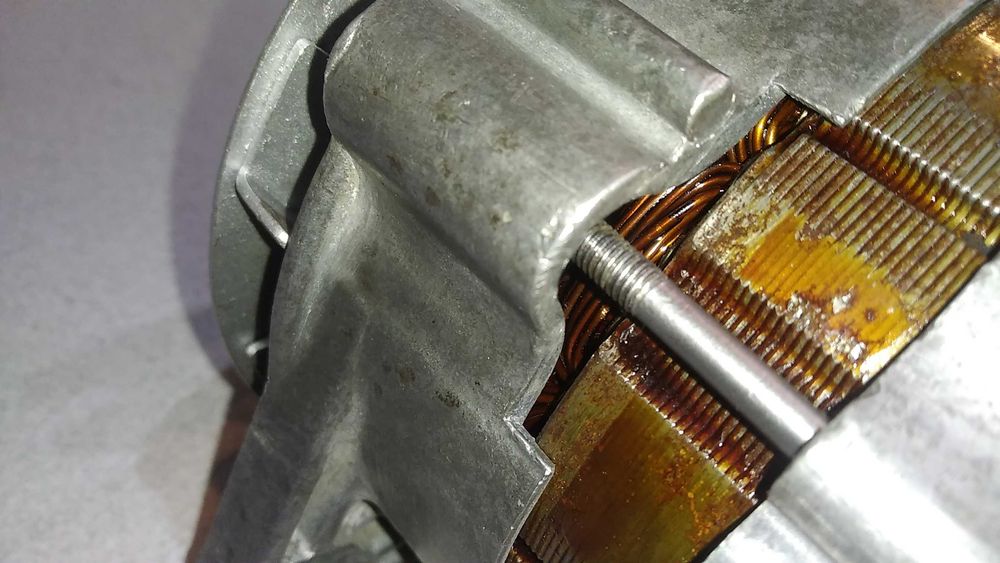 СТАРТЕР  ГАЗЕЛЬ УАЗ-100ка,452 БУХАНКА,469 ВОЛГА,ГАЗ-52,МОСКВИЧ,2141,МАЛЫЙ.1.8Квт, с/нового