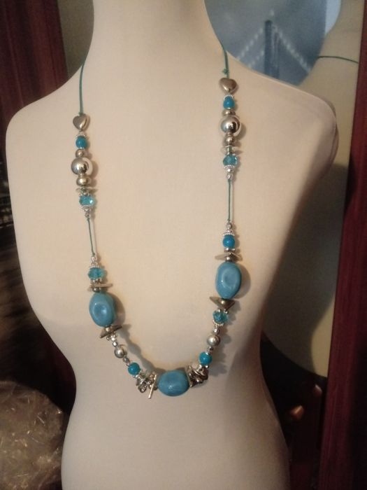 Okazały duży naszyjnik