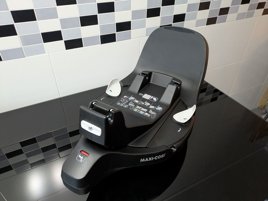 Cadeira Auto/Ovo Maxi-Cosi Pebble 360 Pro + Base FamilyFix 360 Pro